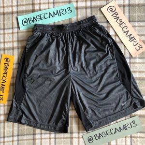M NIKE dri-fit black gray basketball shorts men’s